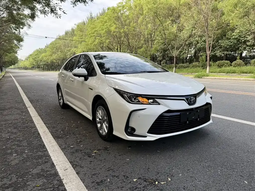 Toyota Corolla 2021 из CN, фото 7