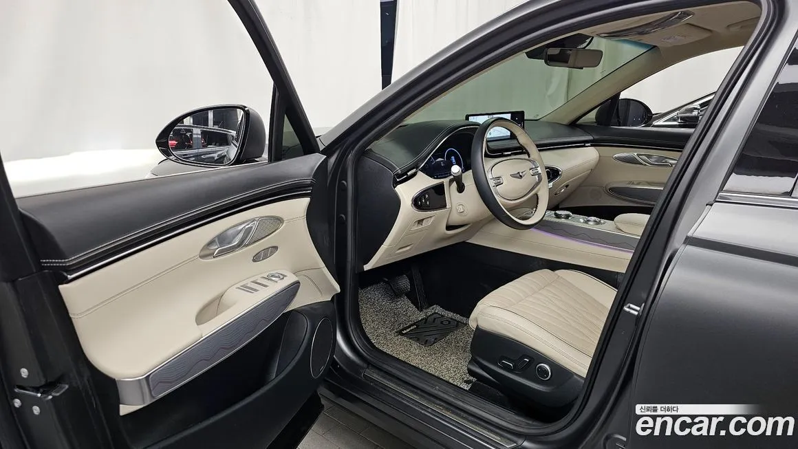 Genesis GV70 — фото 10