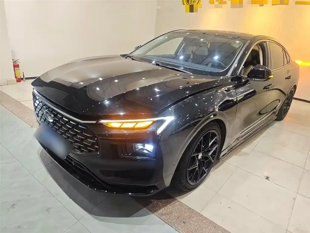 Ford Mondeo 2022 из CN, фото 2