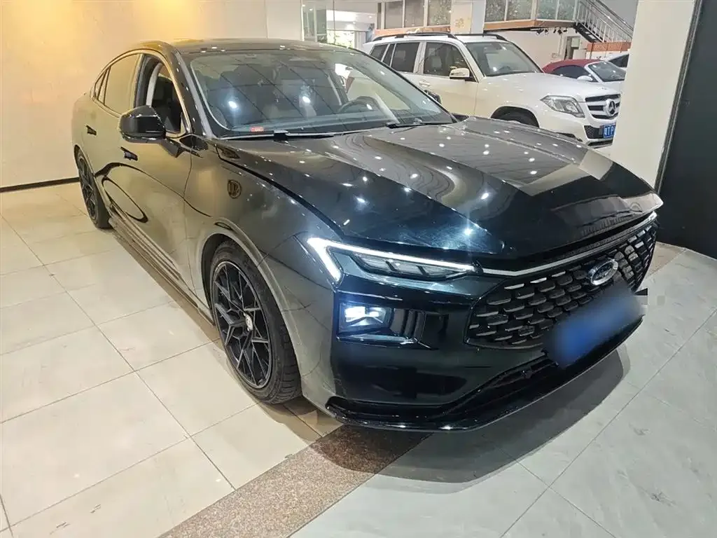 Ford Mondeo 2022 из CN, фото 4