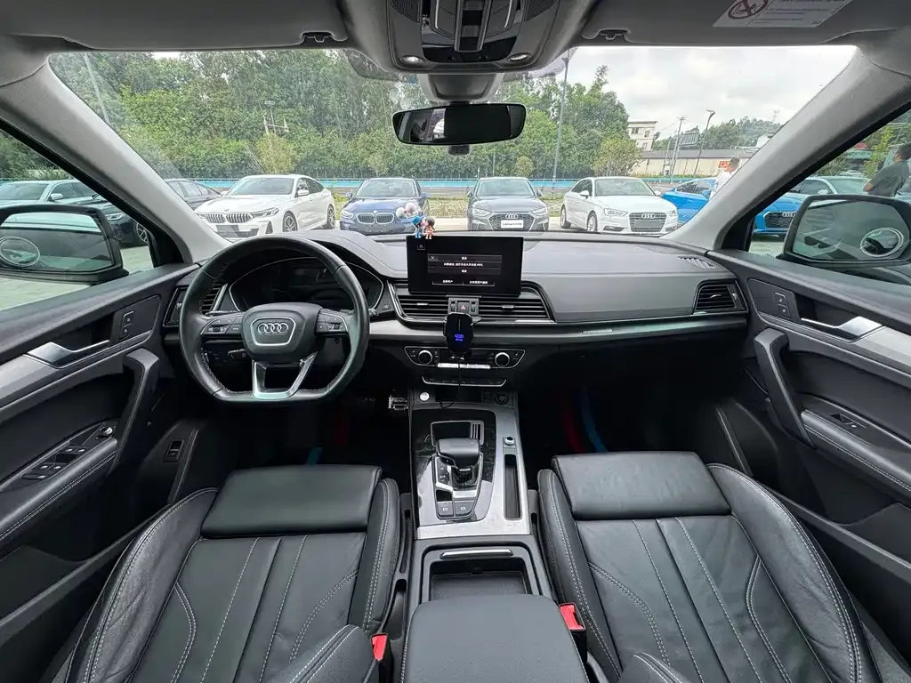 Audi Q5L 2022 из CN, фото 7