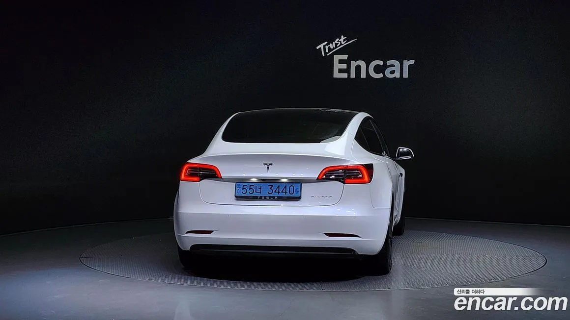 Tesla Model 3 2021 из KR, фото 4