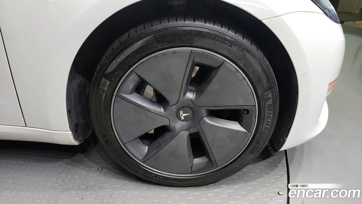 Tesla Model 3 2021 из KR, фото 5