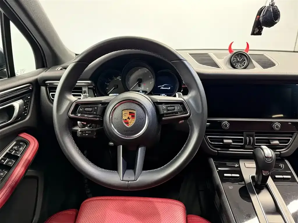Porsche Macan 2023 из CN, фото 10