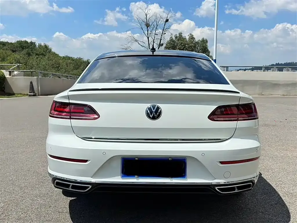 Volkswagen CC 2022 из CN, фото 10