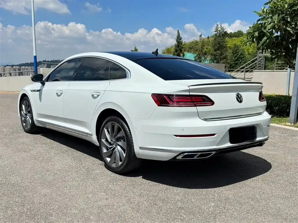 Volkswagen CC 2022 из CN, фото 9