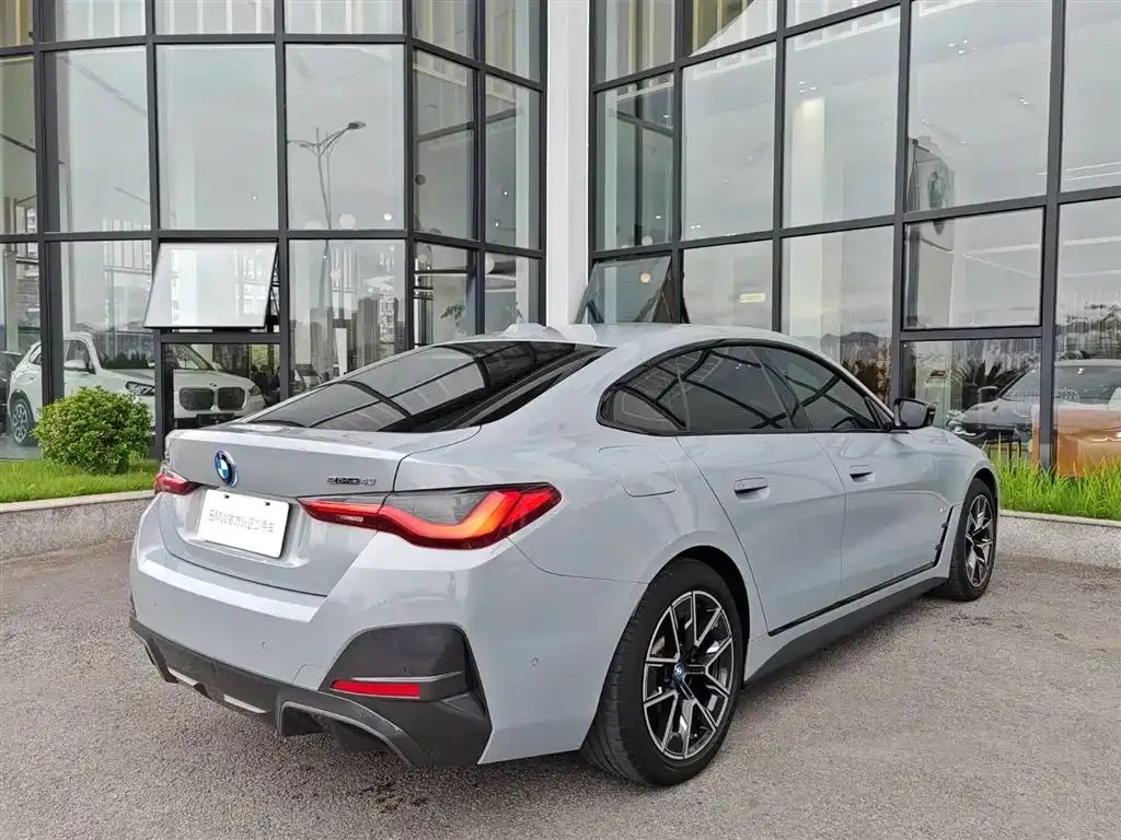 BMW i4 2022 из CN, фото 4