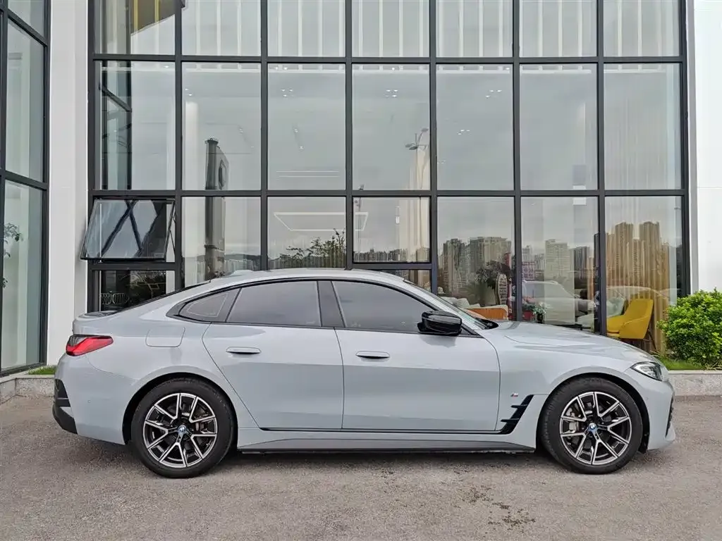 BMW i4 2022 из CN, фото 7