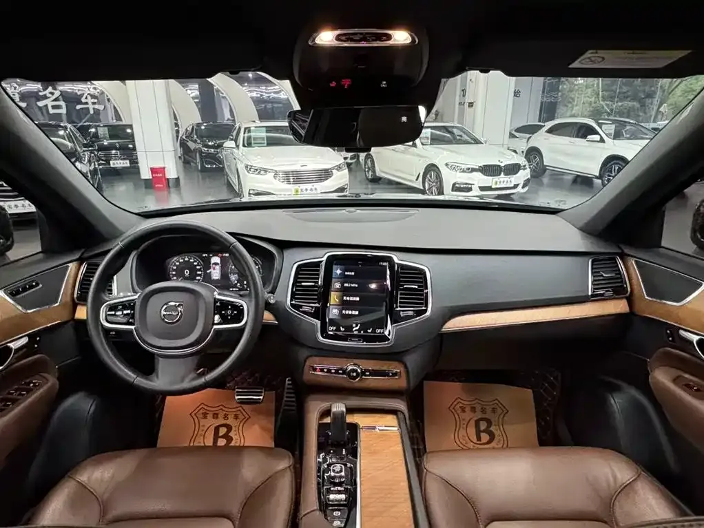 Volvo XC90 2021 из CN, фото 10