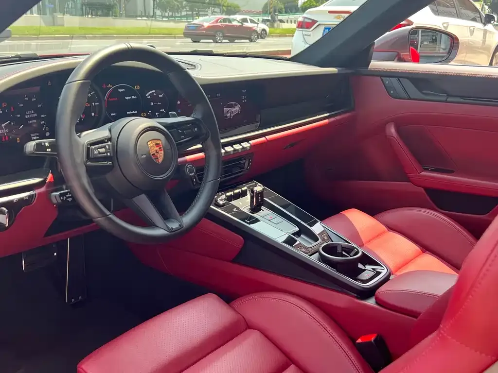 Porsche 911 2024 из CN, фото 4