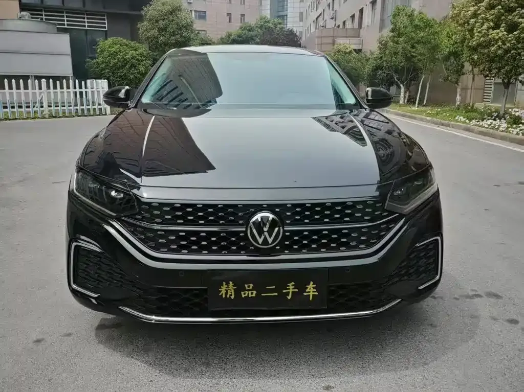 Volkswagen Passat 2024 из CN, фото 2