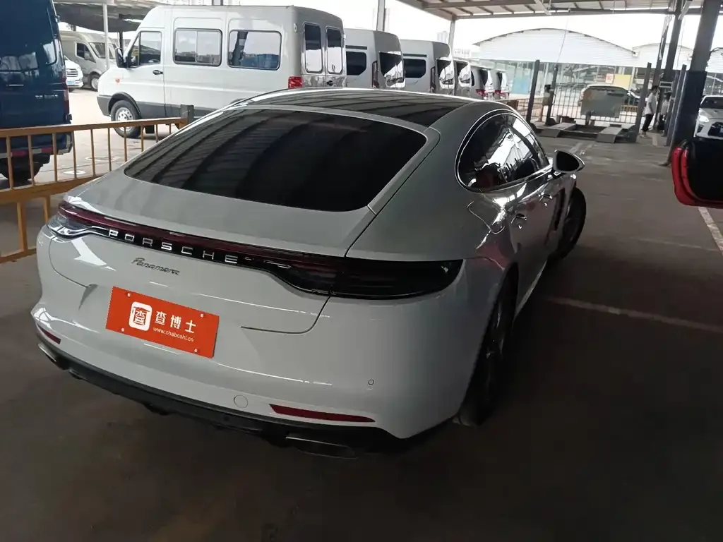 Porsche Panamera 2023 из CN, фото 4
