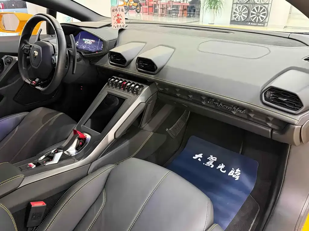 Lamborghini Huracan 2022 из CN, фото 10