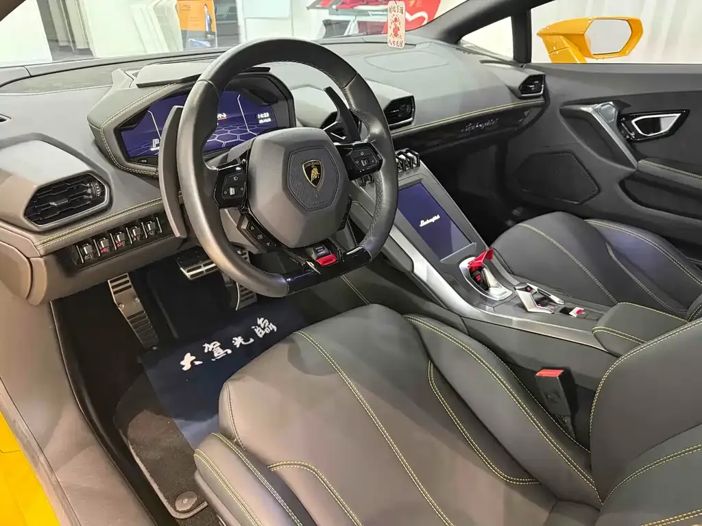 Lamborghini Huracan 2022 из CN, фото 8