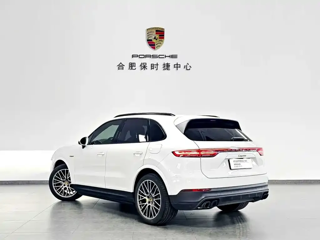 Porsche Cayenne Hybrid 2023 из CN, фото 4