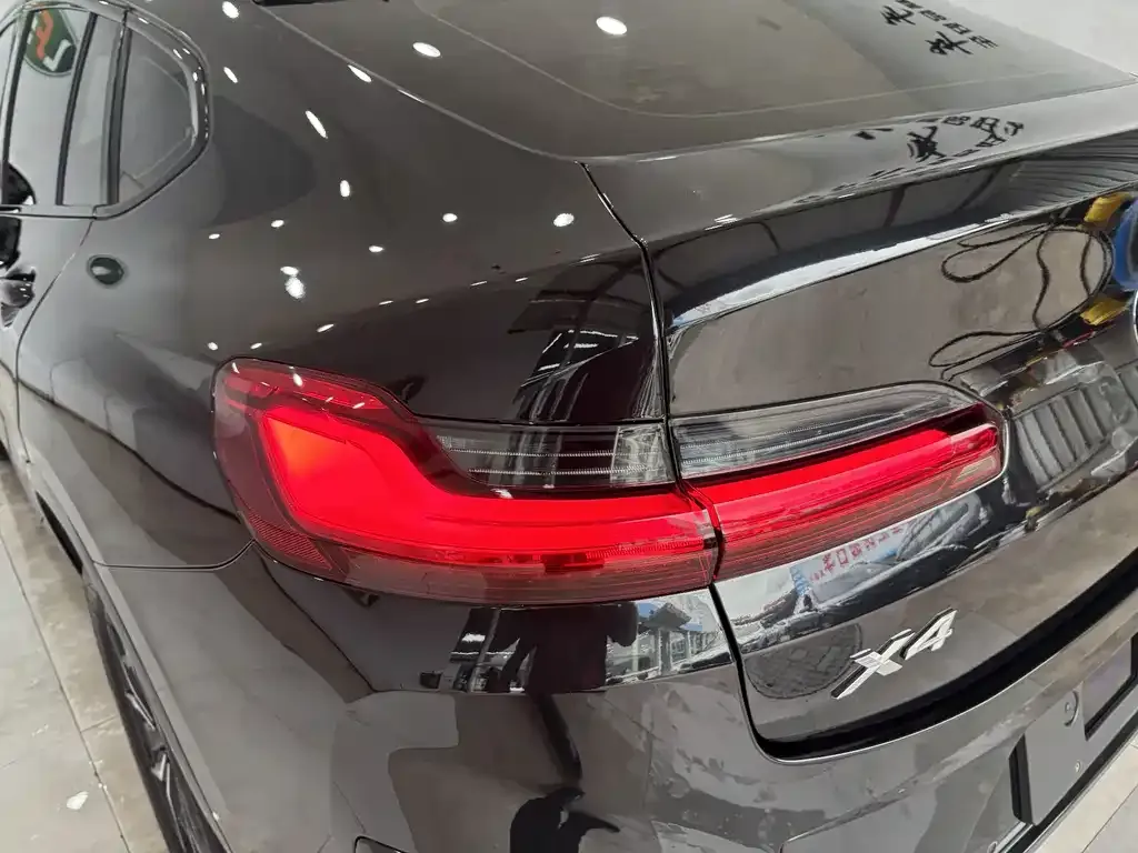 BMW X4 2023 из CN, фото 9