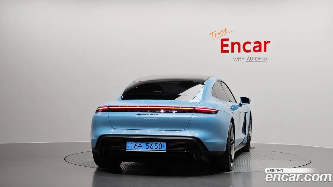 Porsche Taycan 2023 из KR, фото 4