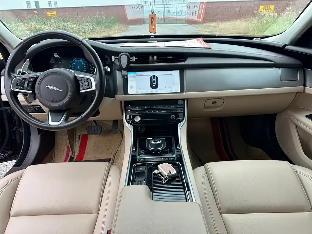 Jaguar XFL 2021 из CN, фото 5
