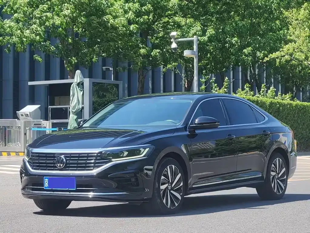 Volkswagen Passat 2022 из CN, фото 1