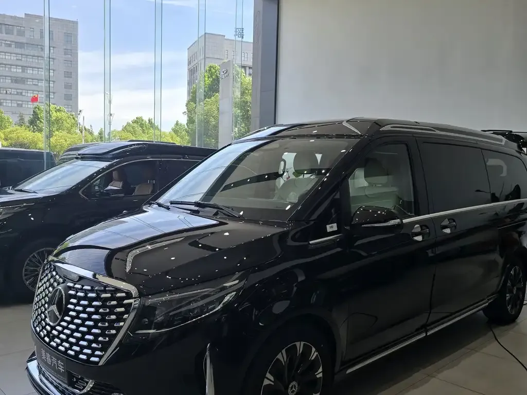 Mercedes-Benz V-Class 2025 из CN, фото 1