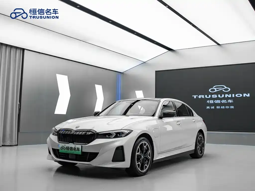 BMW i3 2025 из CN, фото 1