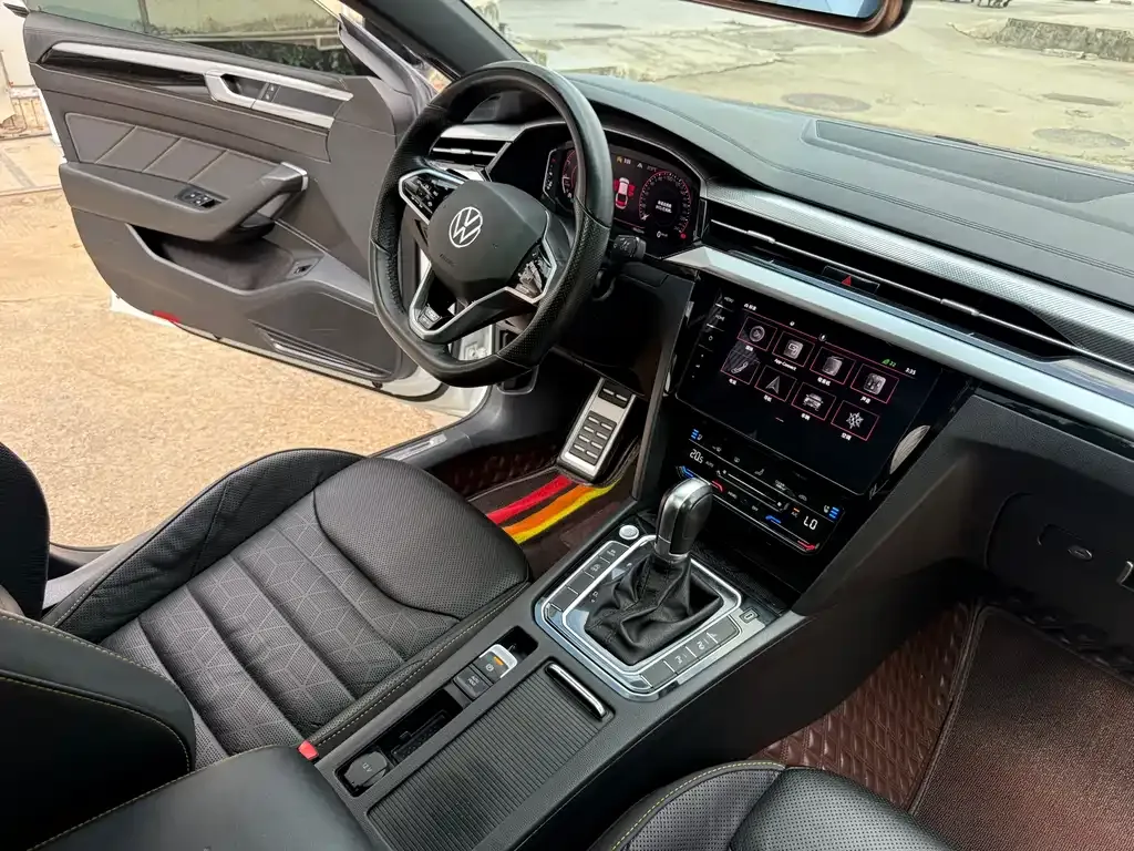 Volkswagen CC 2022 из CN, фото 10