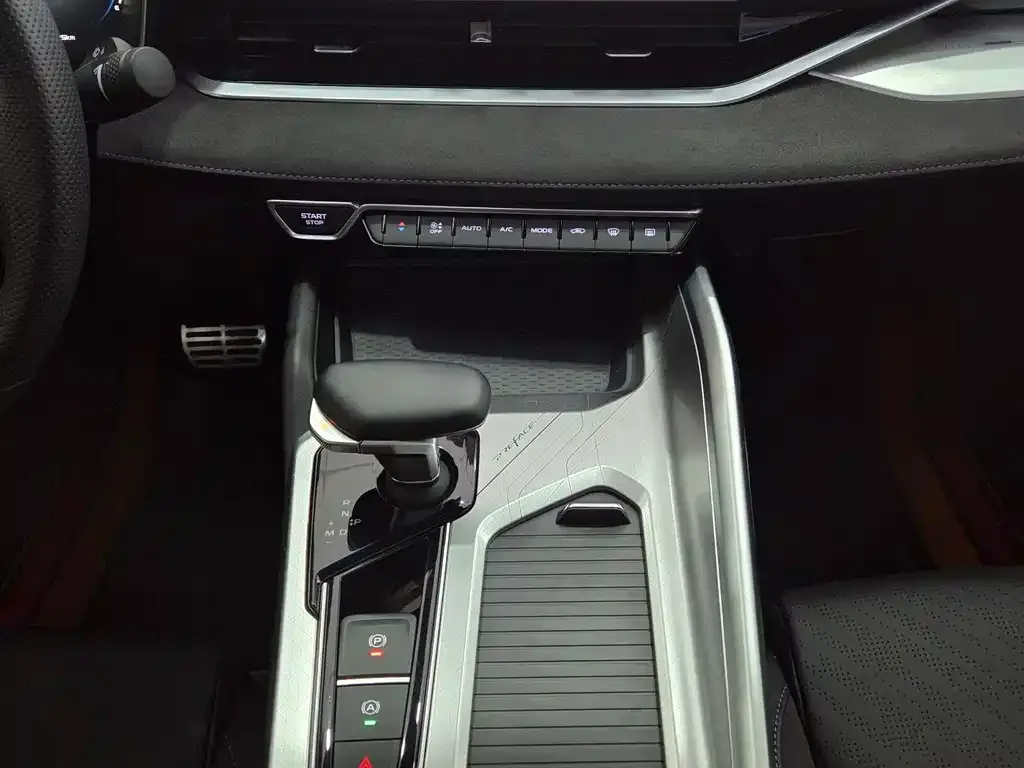Geely Xingrui 2024 из CN, фото 10