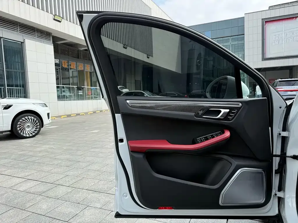 Porsche Macan 2022 из CN, фото 8