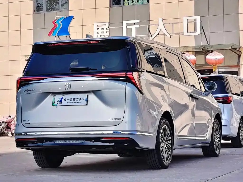 Buick GL8 Hybrid 2024 из CN, фото 7