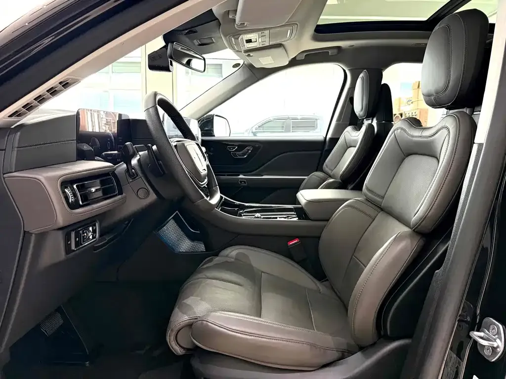 Lincoln Aviator 2024 из CN, фото 10