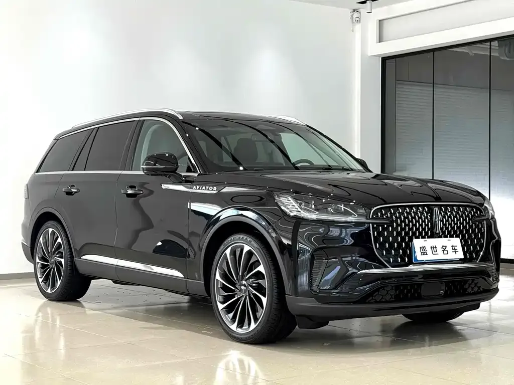 Lincoln Aviator 2024 из CN, фото 3