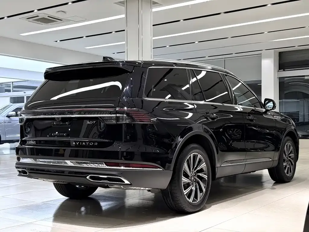 Lincoln Aviator 2024 из CN, фото 4