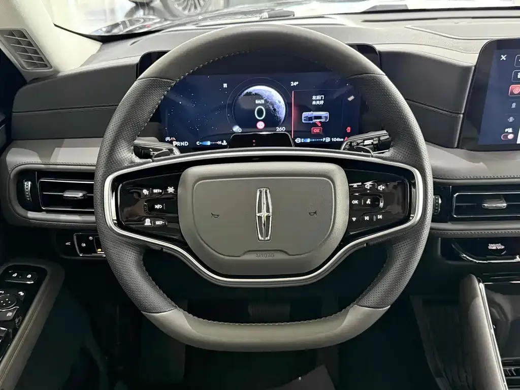 Lincoln Aviator 2024 из CN, фото 7