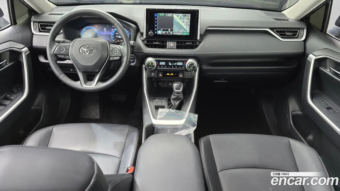 Toyota RAV4 2023 из KR, фото 7