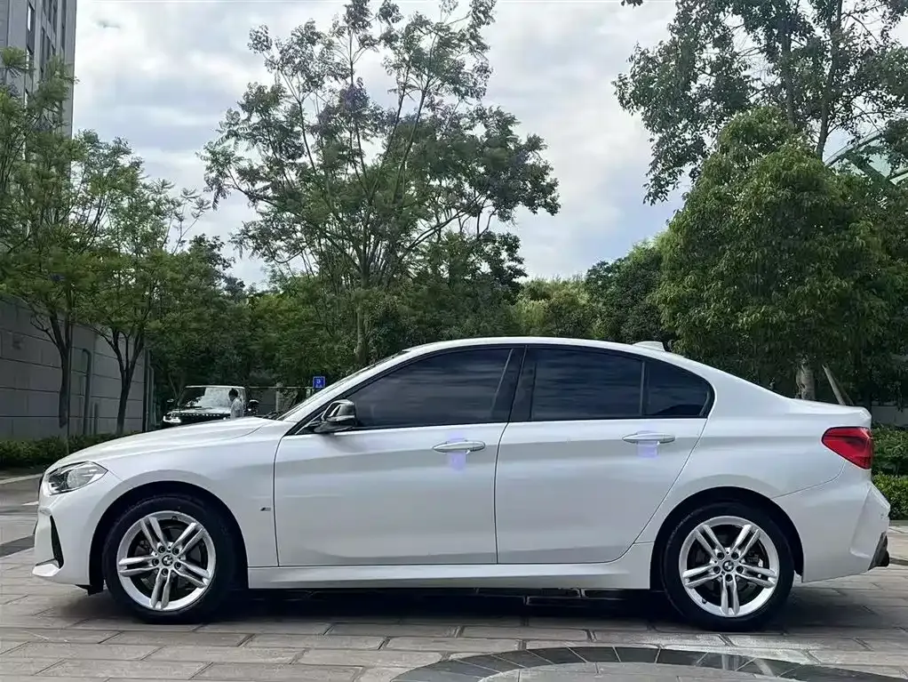 BMW 1 Series 2022 из CN, фото 5