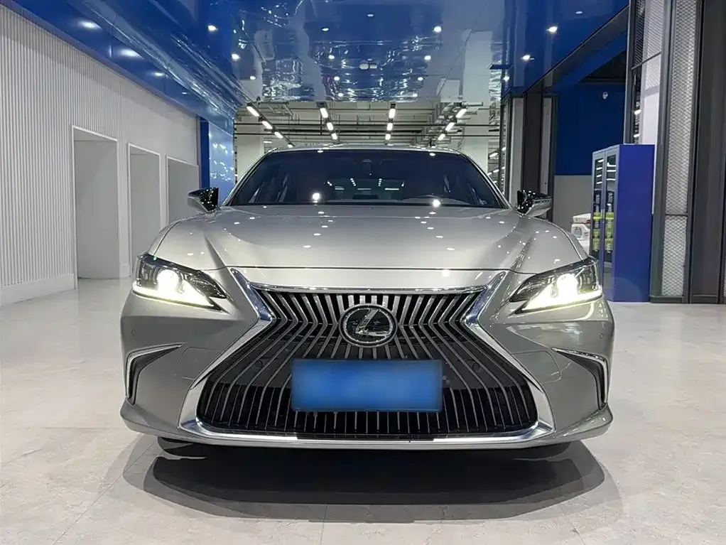 Lexus ES 2021 из CN, фото 3