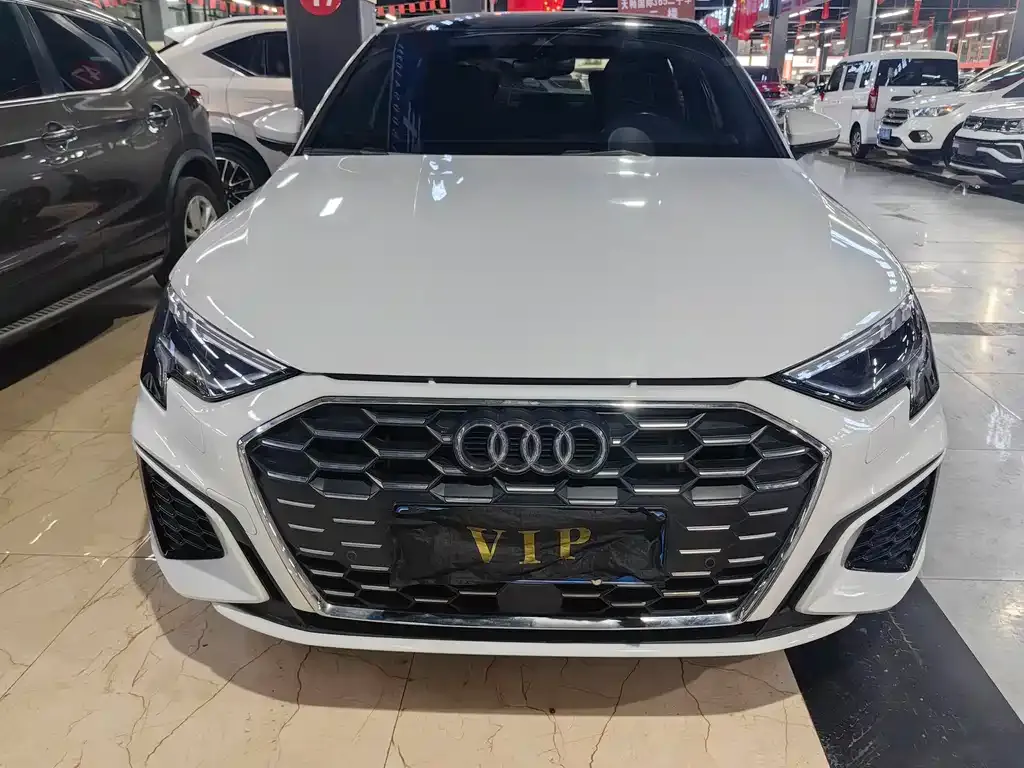 Audi A3 2024 из CN, фото 2