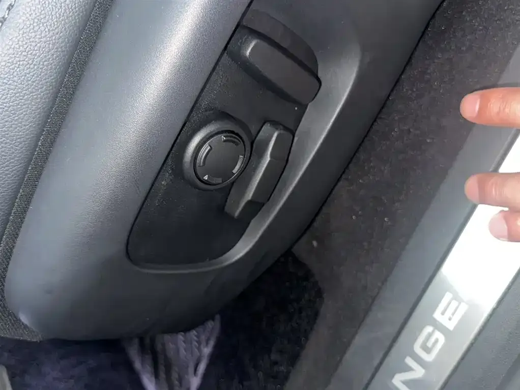 Land Rover Evoque 2021 из CN, фото 5