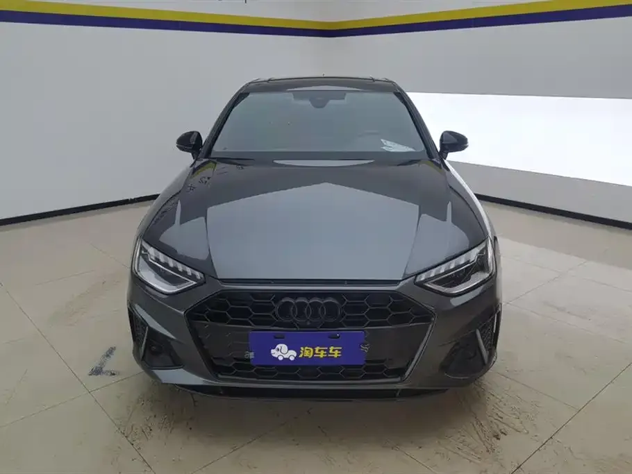 Audi A4L 2023 из CN, фото 2