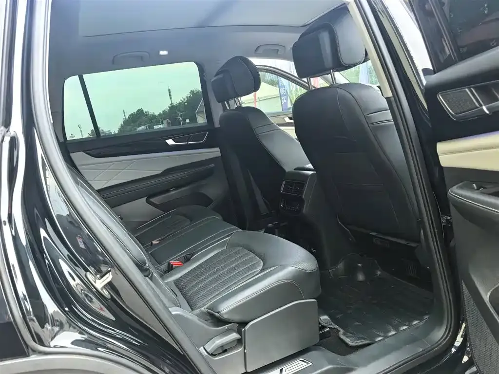 Volkswagen Teramont 2023 из CN, фото 7