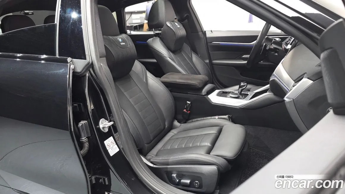 BMW 4-Series 2023 из KR, фото 10