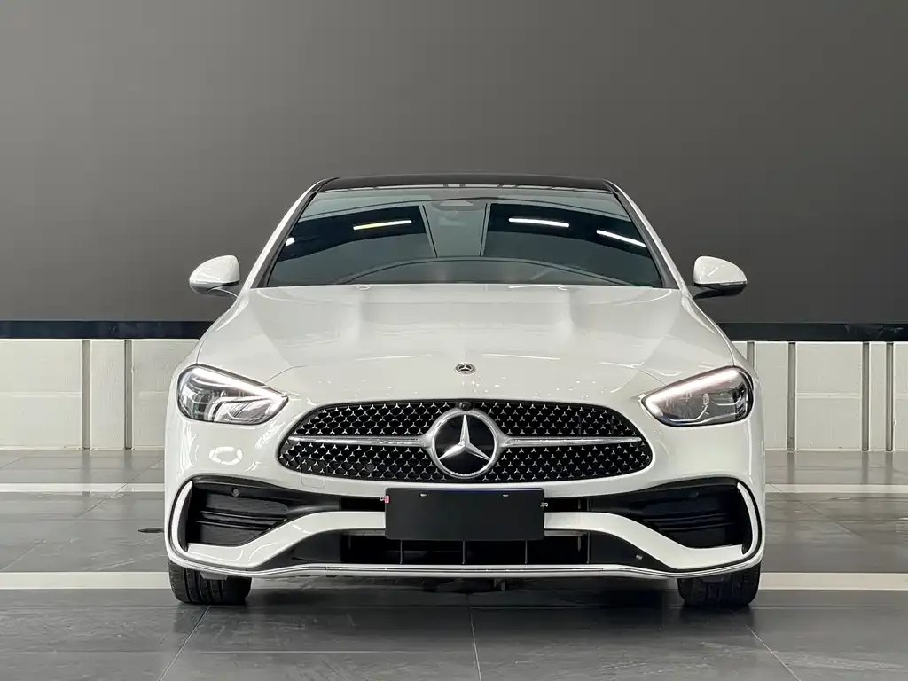 Mercedes-Benz C-Class — фото 2