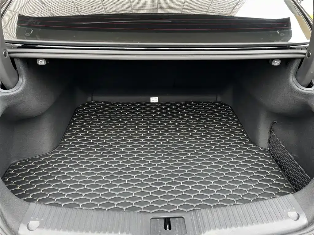 Hongqi H5 2024 из CN, фото 7