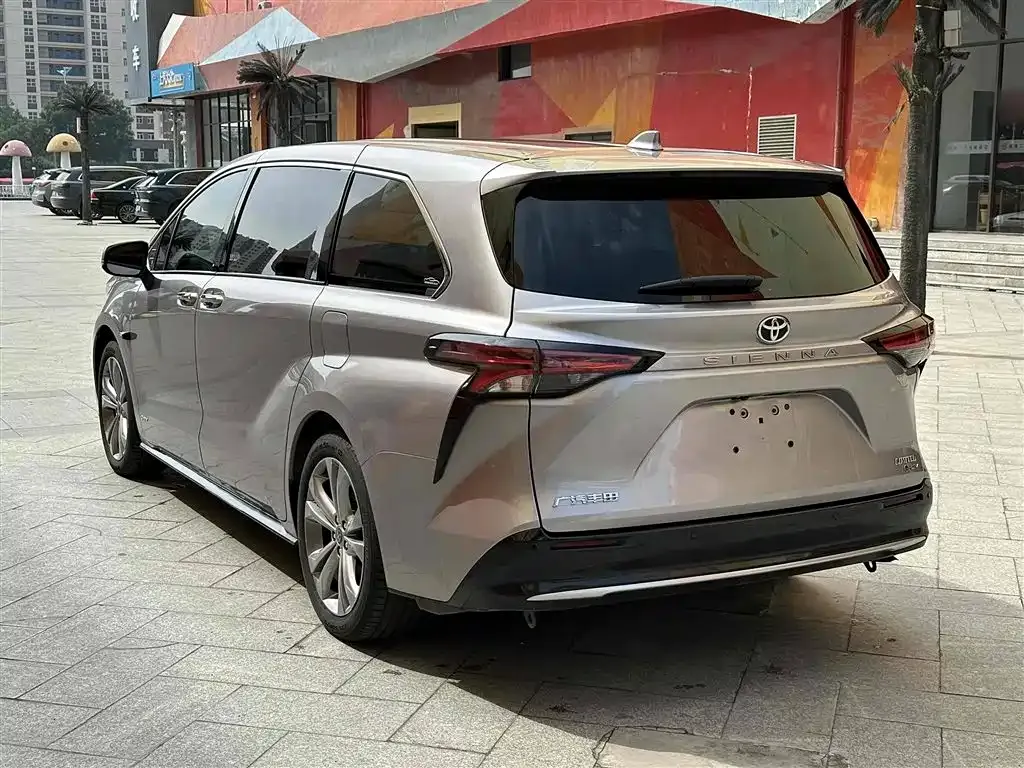 Toyota Sienna 2024 из CN, фото 10