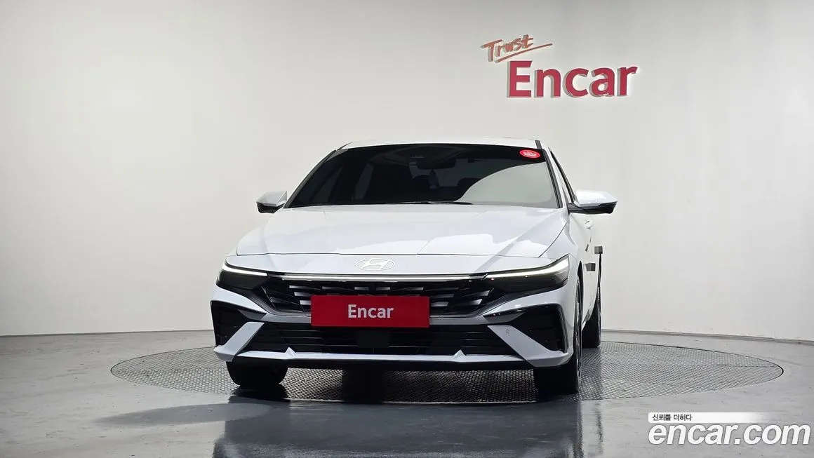 Hyundai AVANTE — фото 3