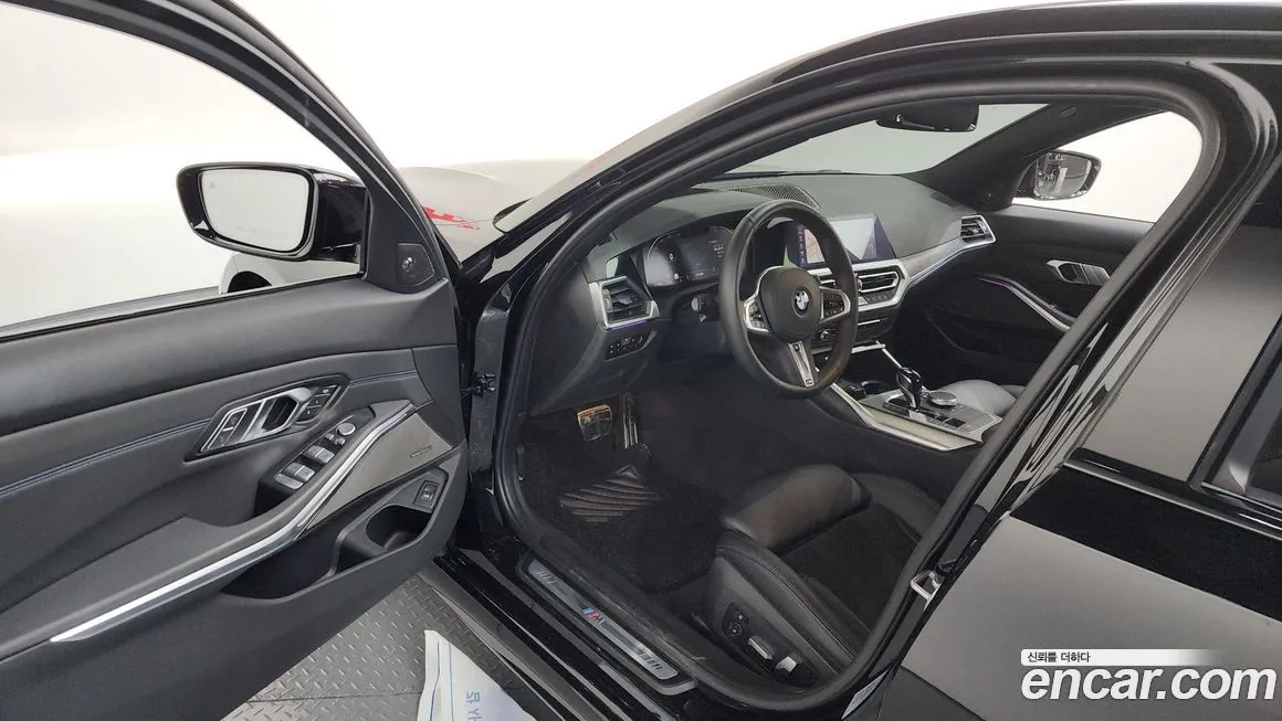 BMW 3-Series 2021 из KR, фото 10