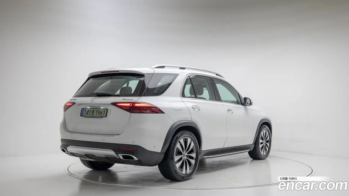 Mercedes-Benz GLE-Class — фото 2