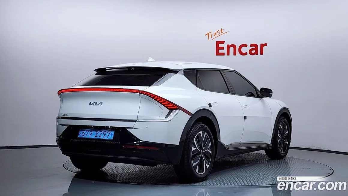 Kia EV6 — фото 2