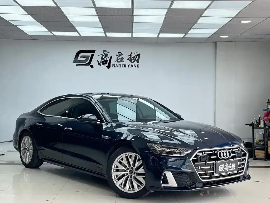 Audi A7L 2022 из CN, фото 3