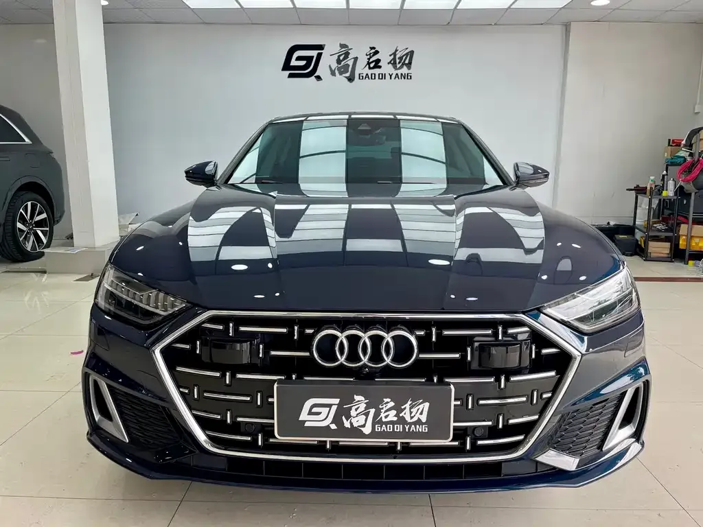 Audi A7L 2022 из CN, фото 5